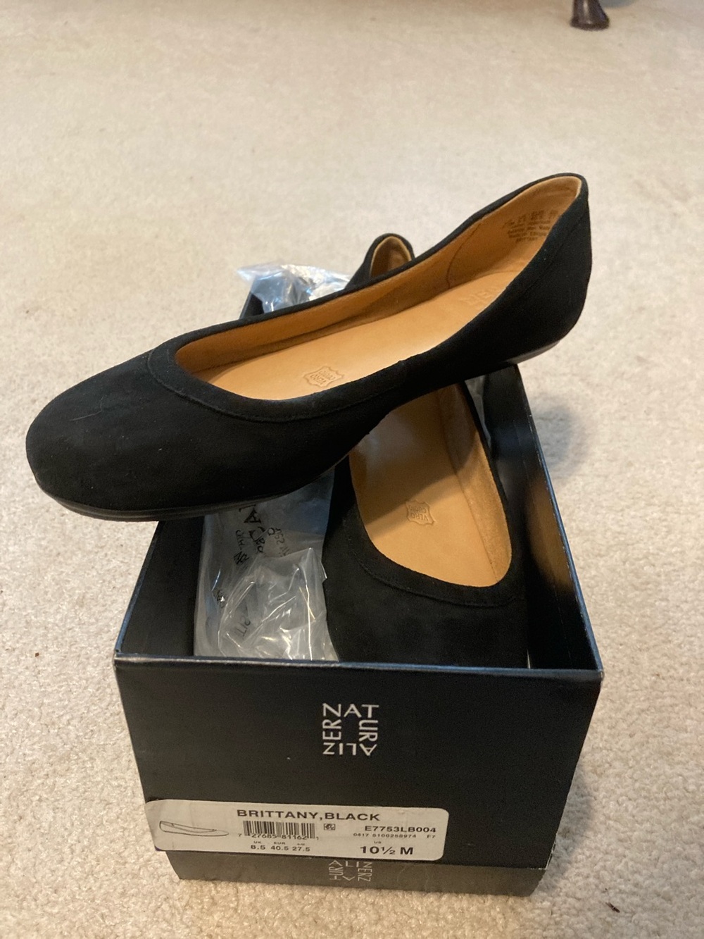 Naturalizer Black Ballet Flats for Women